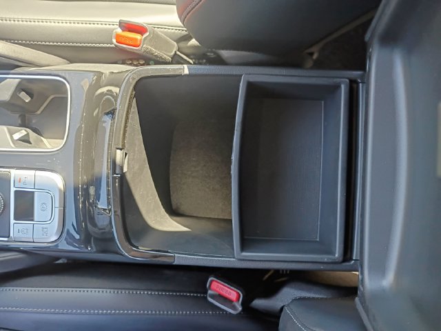 Used 2025 Kia Telluride S FWD image 27