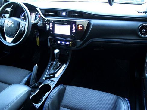 Used 2019 Toyota Corolla SE w/ Carpet Mat Package (TMS) image 16