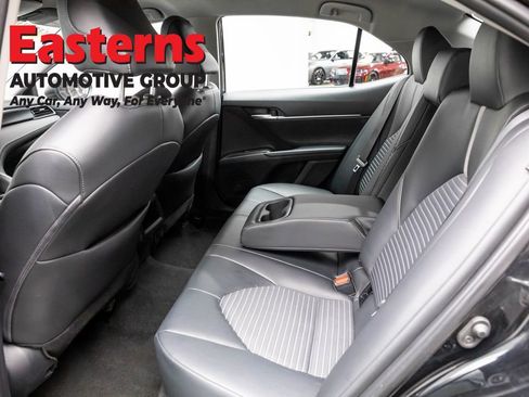 Used 2024 Toyota Camry SE image 20