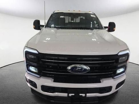 Used 2026 Ford F250 Platinum AWD/4WD image 2