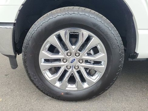 New 2025 Ford F150 Lariat w/ Equipment Group 502A High image 10