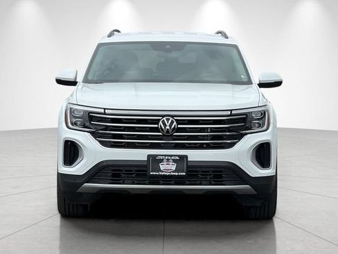 Used 2025 Volkswagen Atlas SE FWD image 9