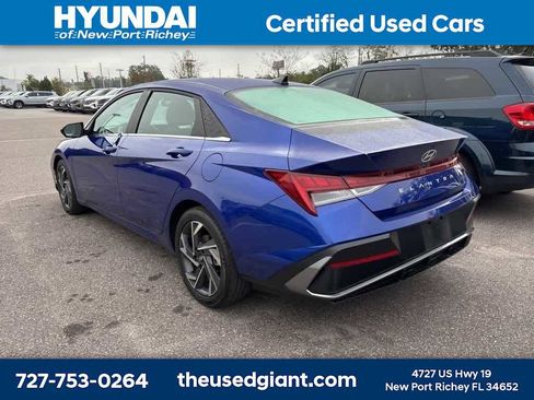 Certified 2024 Hyundai Elantra SEL w/ Convenience Package image 2