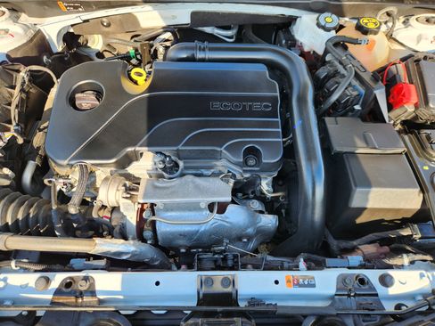 Used 2023 Chevrolet Malibu LT image 18