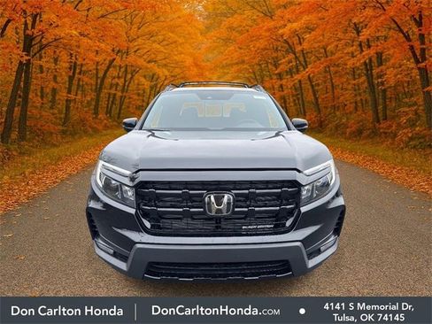 New 2026 Honda Ridgeline Black Edition image 2