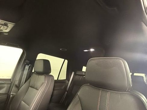 Used 2023 Chevrolet Tahoe RST w/ RST Performance Edition AWD/4WD image 13