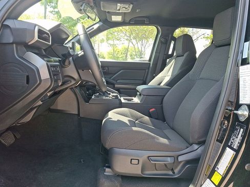 Used 2025 Toyota 4Runner SR5 image 13