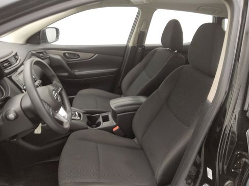 Used 2020 Nissan Rogue Sport S w/ Appearance Package image 17