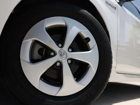 Used 2012 Toyota Prius Two FWD image 26