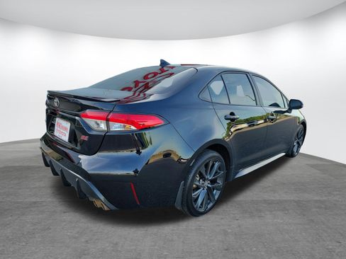 Used 2025 Toyota Corolla SE FWD image 5