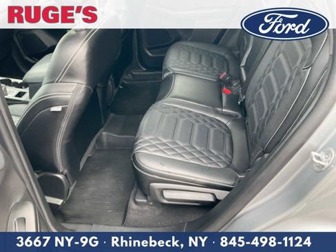 Used 2023 Ford Escape SE w/ PHEV Premium Package image 14