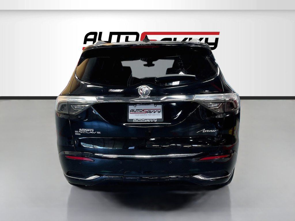 Used 2023 Buick Enclave Avenir w/ Avenir Technology Package AWD/4WD image 6