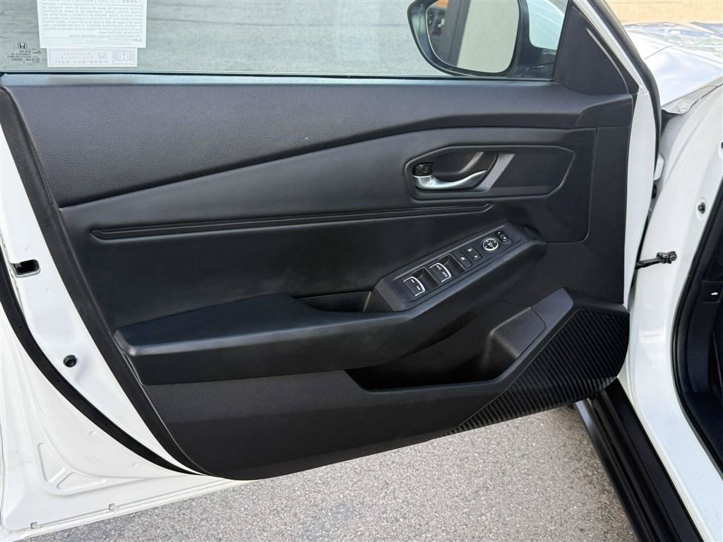 Used 2024 Honda Accord EX image 10