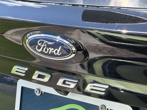 Used 2022 Ford Edge SEL w/ Convenience Package AWD/4WD image 12