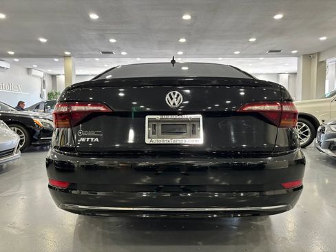 Used 2019 Volkswagen Jetta R-Line FWD image 6