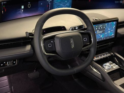 New 2026 Lincoln Nautilus Reserve AWD/4WD image 20