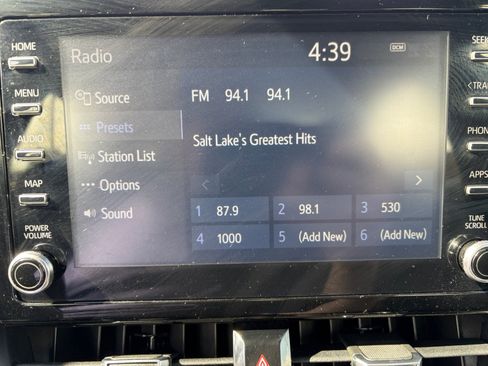 Used 2020 Toyota Corolla SE w/ Carpet Mat Package (TMS) FWD image 18