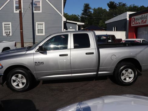 Used 2024 RAM 1500 Classic SLT AWD/4WD image 2