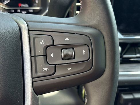Used 2025 GMC Sierra 2500 SLT w/ SLT Convenience Package AWD/4WD image 21