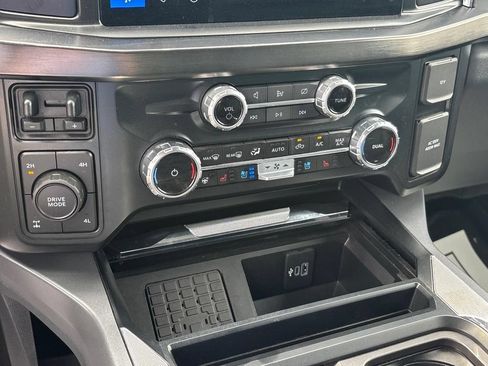 Used 2023 Ford F250 Lariat AWD/4WD image 40
