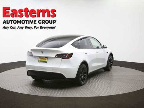 Used 2020 Tesla Model Y Long Range image 37