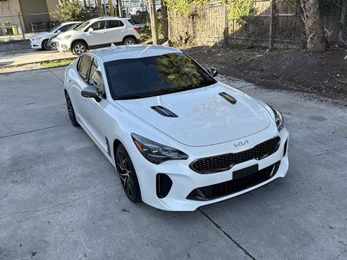 Used 2022 Kia Stinger GT-Line RWD image 3