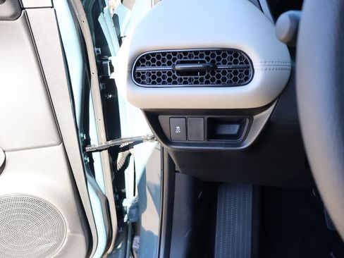 New 2026 Honda HR-V LX image 22