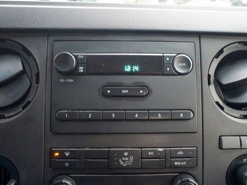 Used 2015 Ford F250 XL image 18