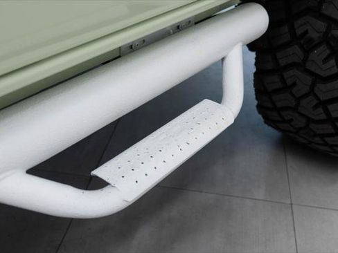 Used 2025 Ford Bronco Badlands AWD/4WD image 31