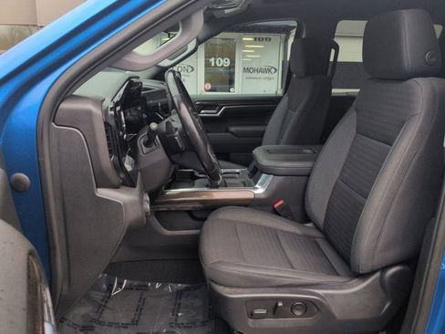 Certified 2022 Chevrolet Silverado 1500 LT Trail Boss image 19