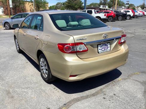 Used 2013 Toyota Corolla LE FWD image 14