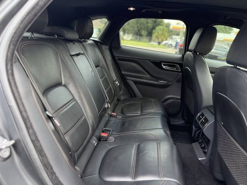 Used 2017 Jaguar F-PACE Prestige AWD/4WD image 23