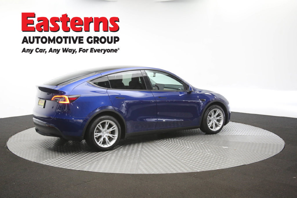 Used 2021 Tesla Model Y Long Range AWD/4WD image 40
