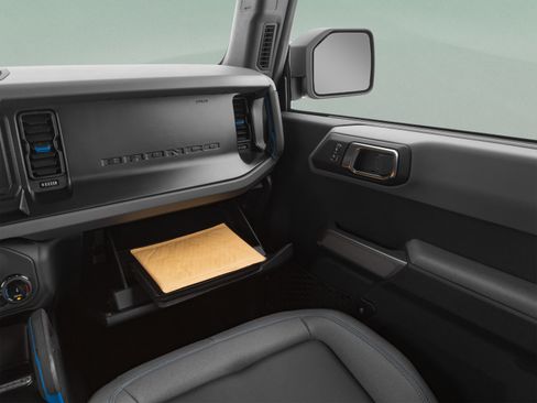 Used 2023 Ford Bronco Black Diamond AWD/4WD image 32