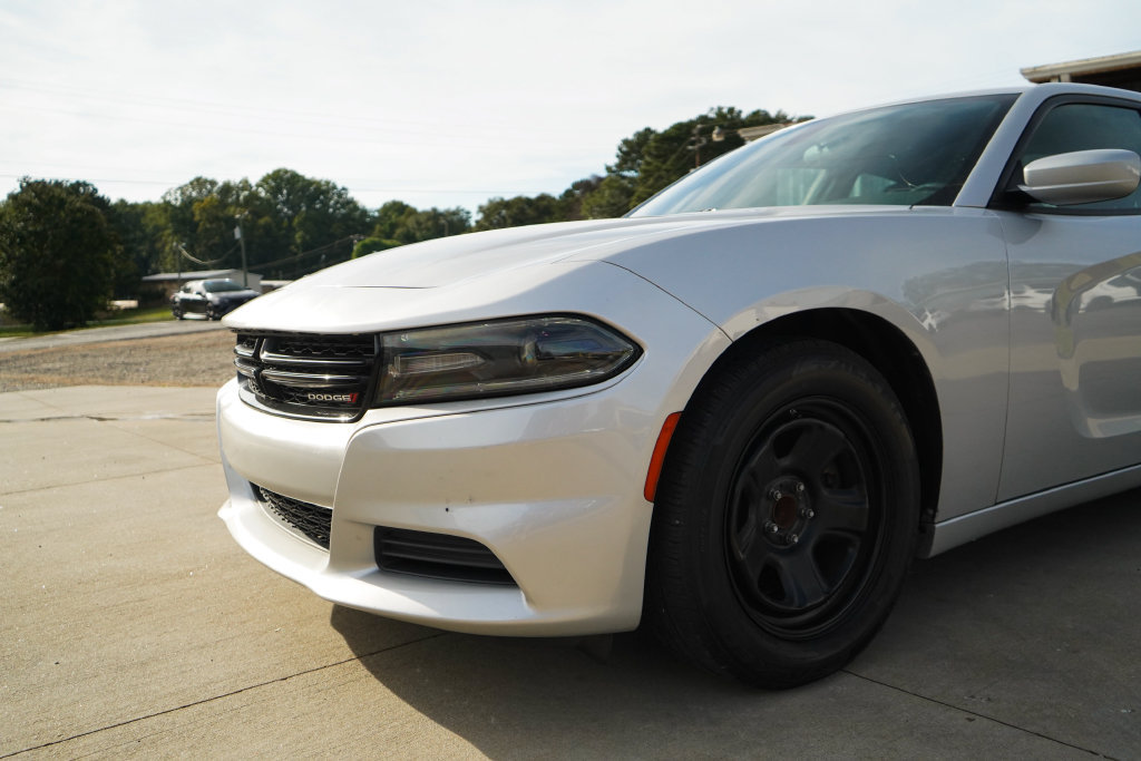 Used 2021 Dodge Charger SXT w/ Leather Interior Group RWD image 17