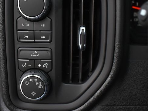 New 2026 Chevrolet Silverado 1500 W/T w/ WT Value Package image 17