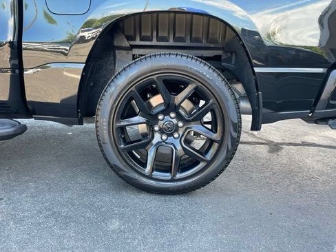 Used 2023 RAM 1500 Laramie AWD/4WD image 33