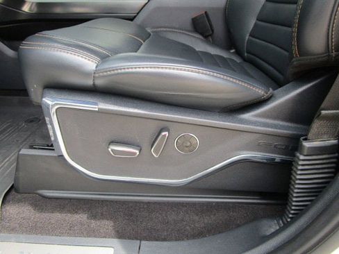 Used 2022 Ford F150 Platinum w/ Equipment Group 701A High image 12