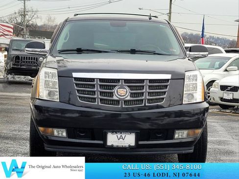 Used 2011 Cadillac Escalade AWD w/ Touring Package image 2