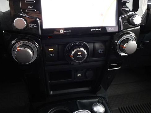 Used 2024 Toyota 4Runner TRD Off-Road Premium w/ Off Road Premium Plus Package AWD/4WD image 23