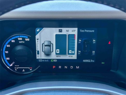 Used 2023 Ford Bronco Wildtrak image 24