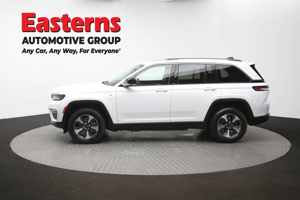Used 2022 Jeep Grand Cherokee Limited 4xe w/ Luxury Tech Group II AWD/4WD image 65