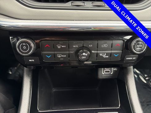 Certified 2022 Jeep Compass Limited image 13