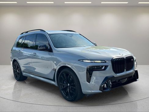 Used 2024 BMW X7 M60i w/ Executive Package AWD/4WD image 8