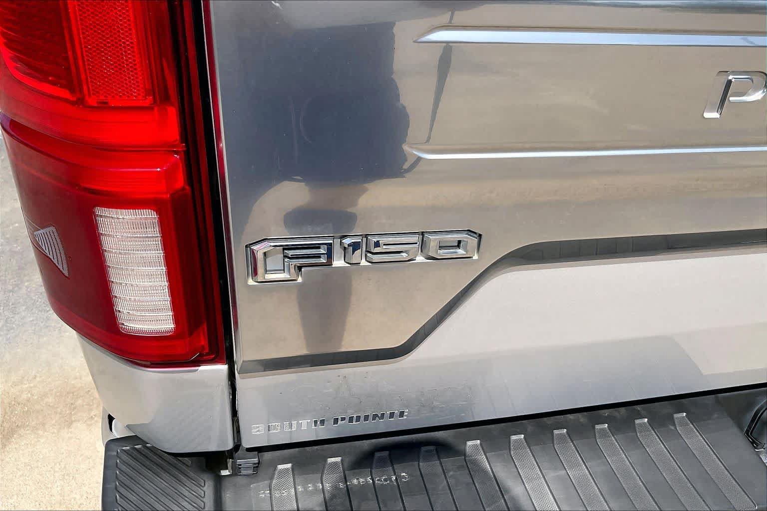 Used 2018 Ford F150 Platinum w/ Equipment Group 701A Luxury AWD/4WD image 10