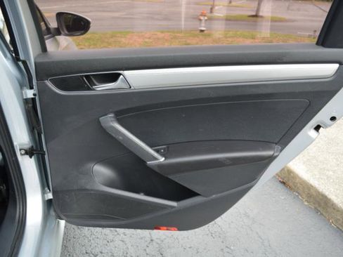 Used 2018 Volkswagen Passat 2.0T S w/ Driver Assistance Package image 14