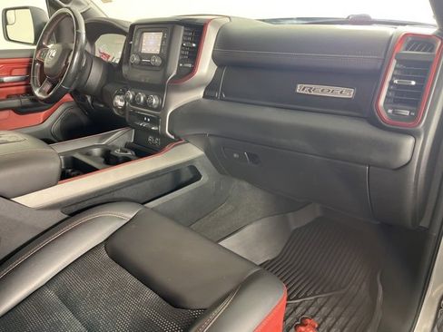 Used 2019 RAM 1500 Rebel image 31