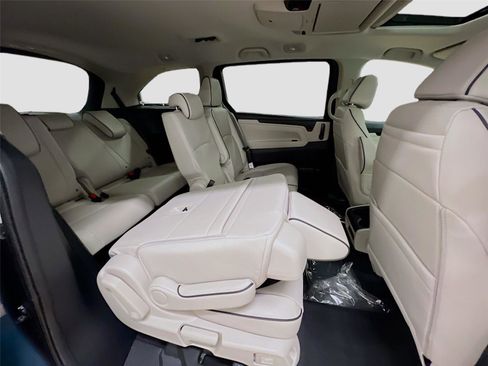 New 2026 Honda Odyssey Touring image 31