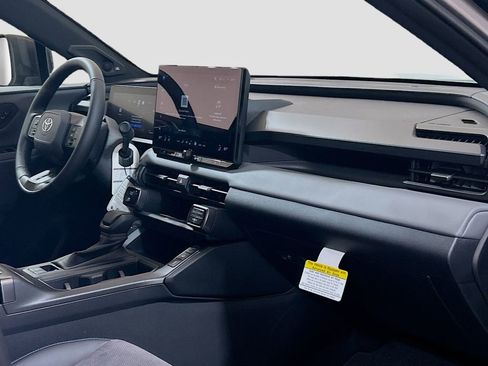 New 2026 Toyota RAV4 XSE AWD/4WD image 30