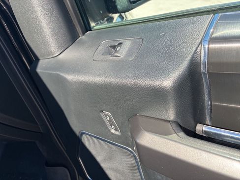 Used 2019 Ford F150 Lariat w/ Equipment Group 502A Luxury image 22